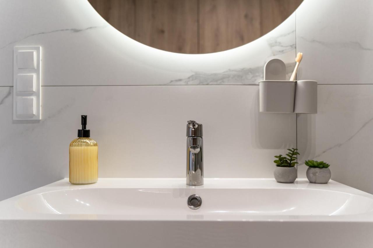 Apartament Kameralis Old Town - Klimatyzacja - Balkon - Winda 엘블라그 외부 사진